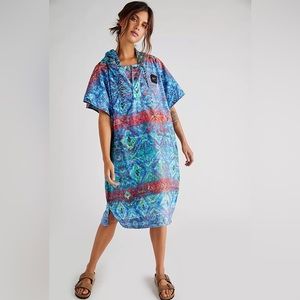 Free People x Slowtide Kassia Quick Dry Poncho Size S-M